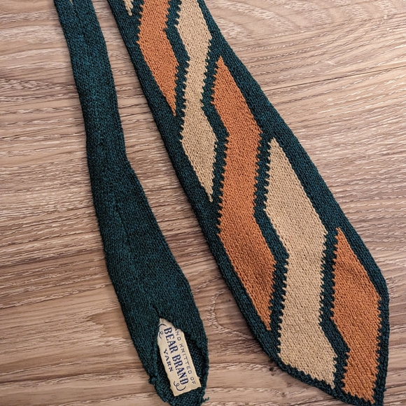 Vintage wool yarn tie 50s - Picture 3 of 3